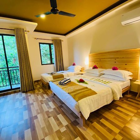 Paguro Seaview Hotel Bodufolhudhoo Bagian luar foto