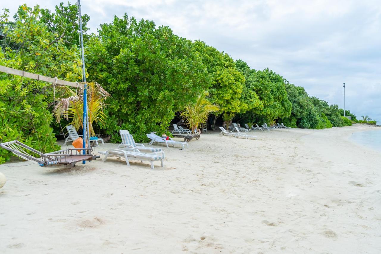 Paguro Seaview Hotel Bodufolhudhoo Bagian luar foto