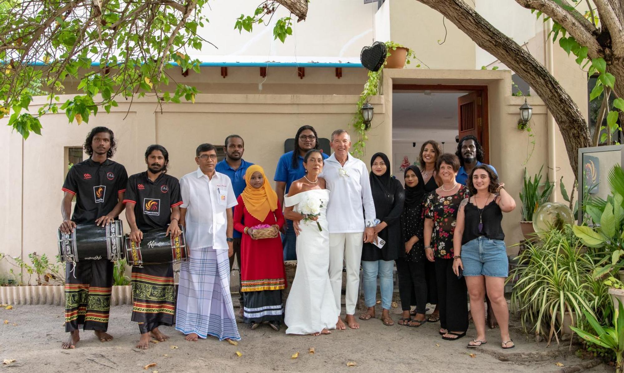 Paguro Seaview Hotel Bodufolhudhoo Bagian luar foto